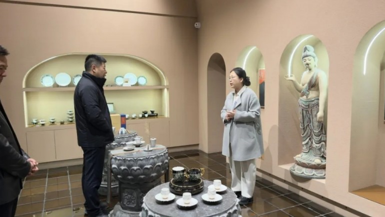 甘肅省酒泉市委常委、敦煌市委書記王彥群調(diào)研指導(dǎo)九色鹿鳴運營和發(fā)展